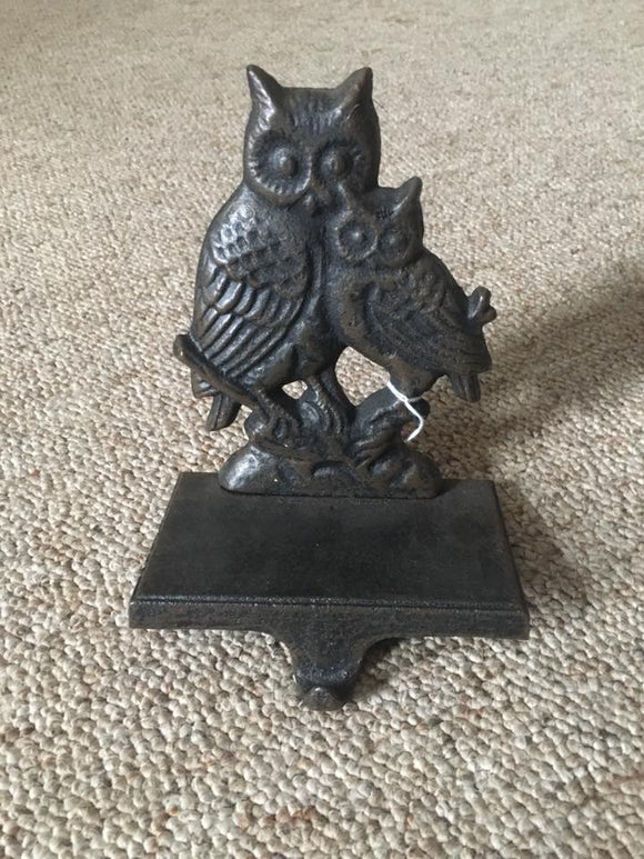 Cast Iron Owl hook holder 8x6”