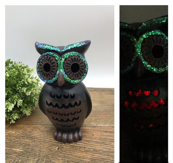 Halloween LED Owl 7” x 4” x 4”